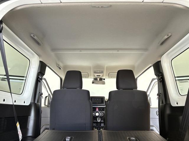 Suzuki Jimny 10