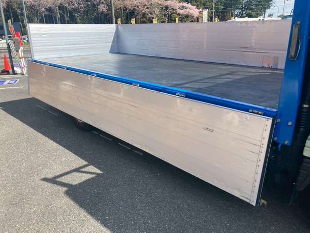 Mitsubishi Fuso Canter 12