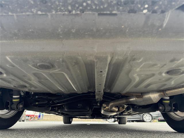 Toyota Noah 10