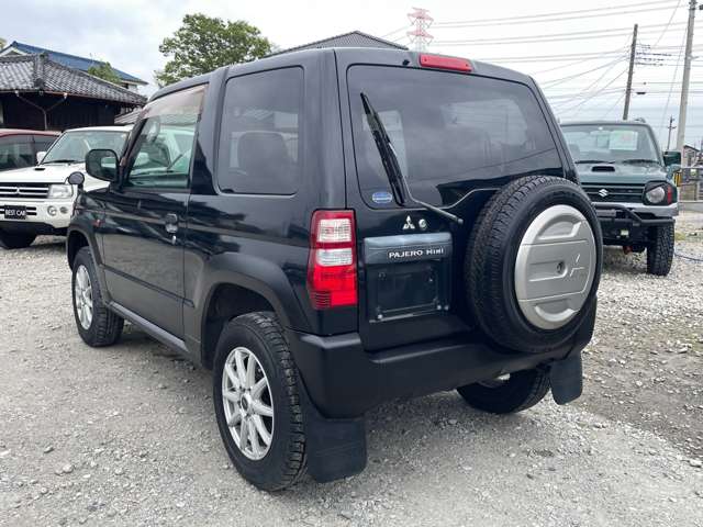 Mitsubishi Pajero Mini 12