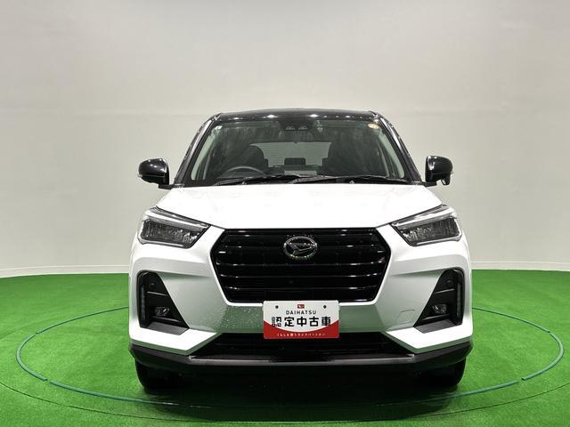 Daihatsu Rocky 11