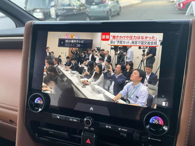 Toyota Vellfire 9