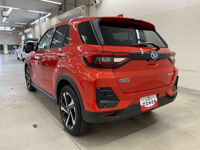 Daihatsu Rocky 12