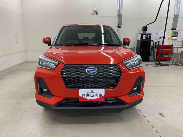 Daihatsu Rocky 5