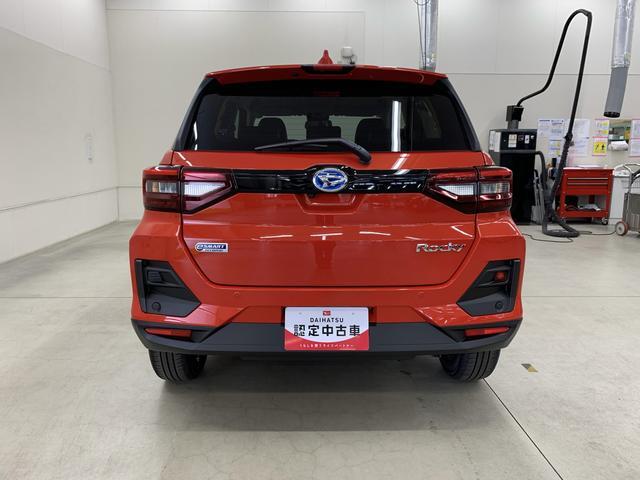 Daihatsu Rocky 6