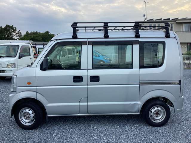 Nissan NV100 Clipper 11