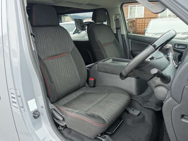 Nissan NV350 Caravan 9