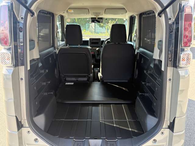 Suzuki Spacia Base 11