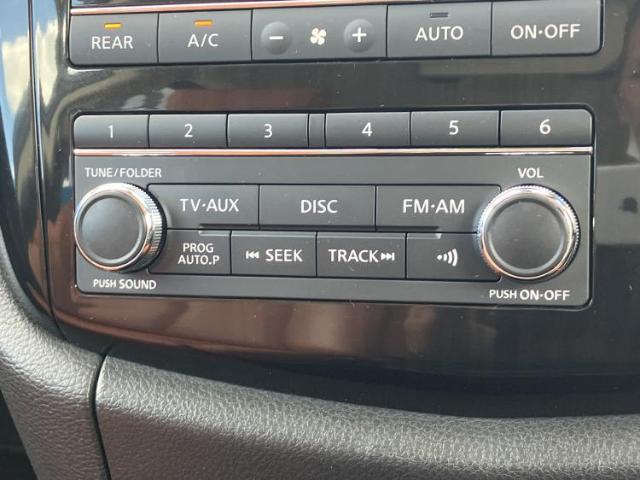 Nissan Elgrand 12