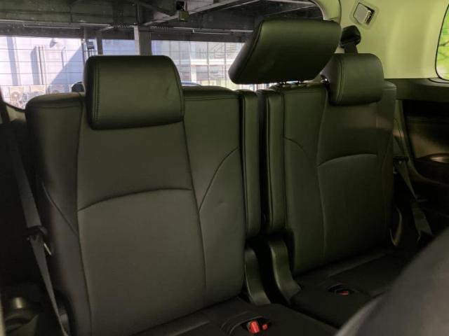Toyota Alphard 9