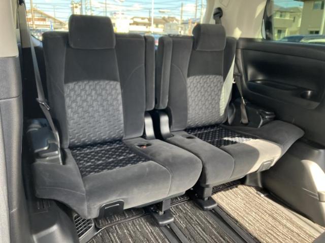 Toyota Vellfire 8