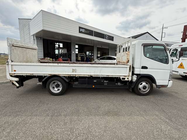 Mitsubishi Fuso Canter 2
