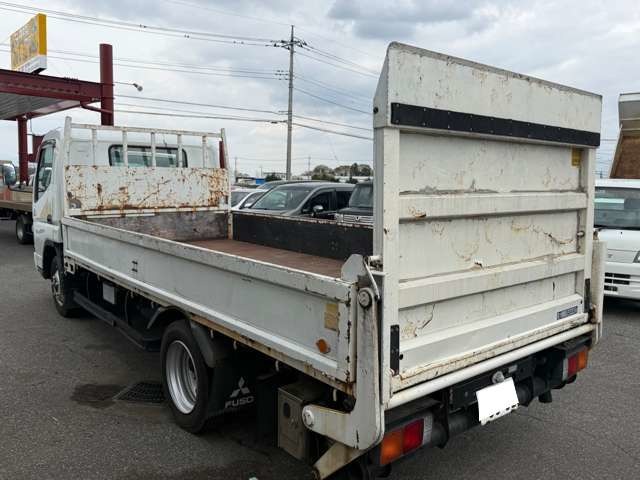 Mitsubishi Fuso Canter 6