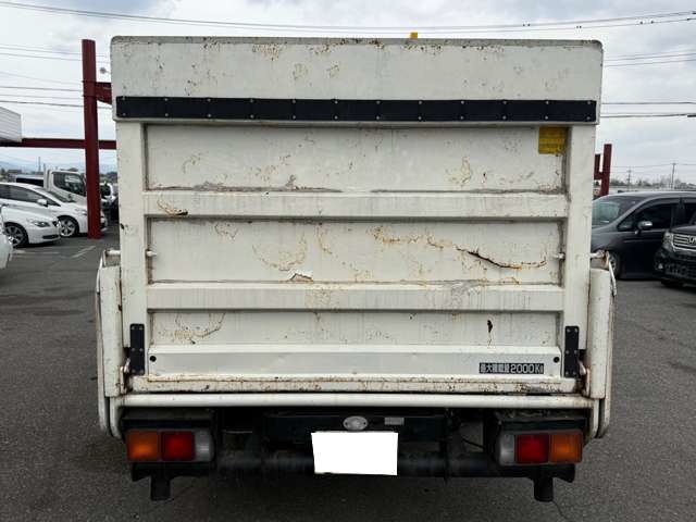 Mitsubishi Fuso Canter 7