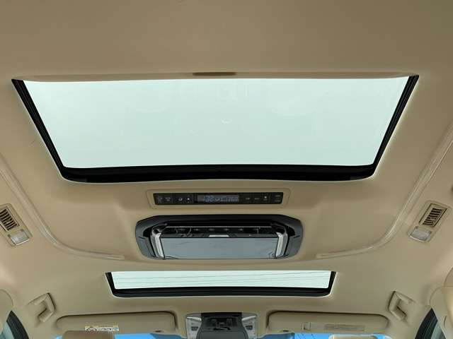 Toyota Alphard 10