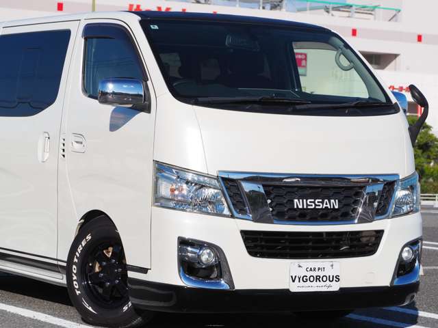 Nissan NV350 Caravan 10