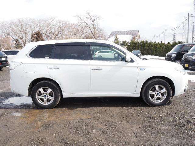 Mitsubishi Outlander PHEV 6