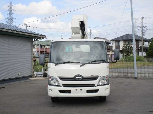 Hino Dutro 7