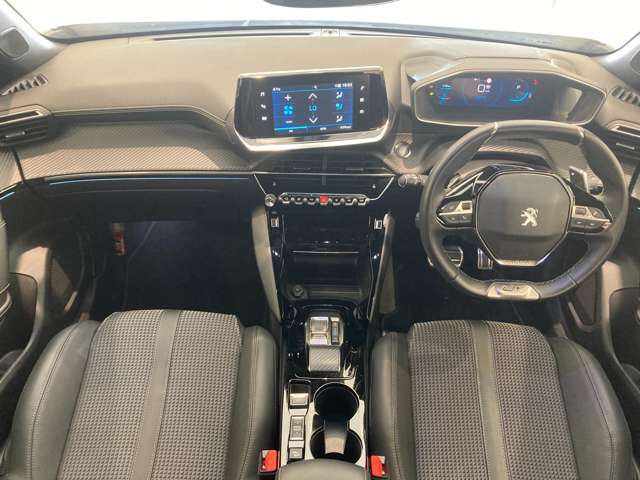 Peugeot SUV 2008 3