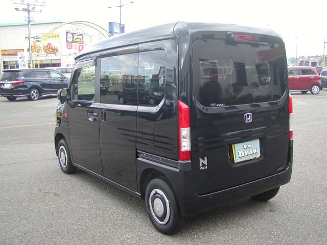 Honda N-VAN 9