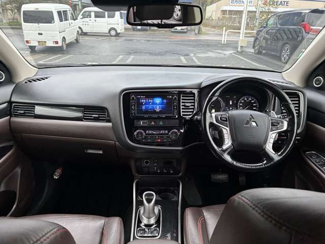 Mitsubishi Outlander PHEV 3