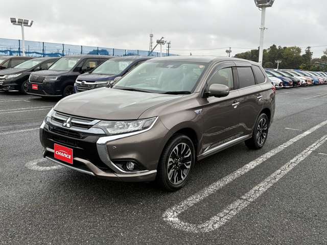 Mitsubishi Outlander PHEV 6