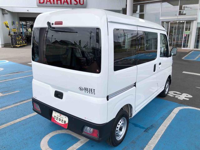Daihatsu Hijet Cargo 11