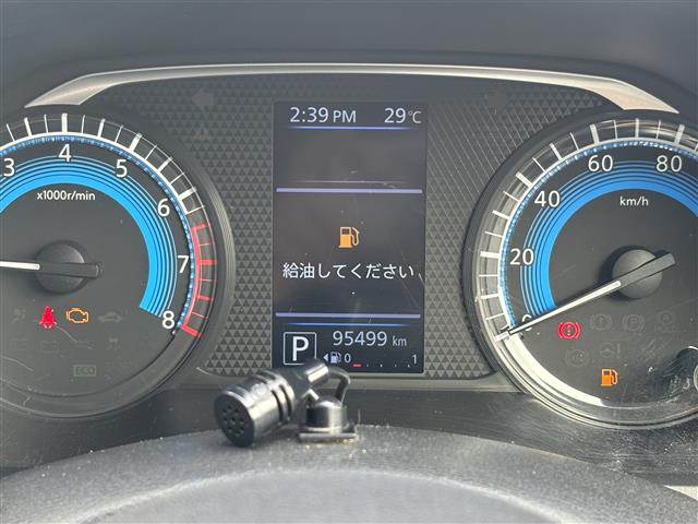 Mitsubishi eK X 4