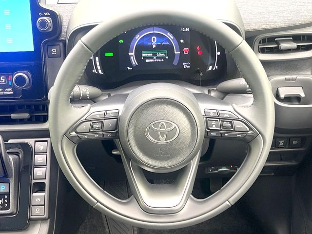 Toyota Sienta 12