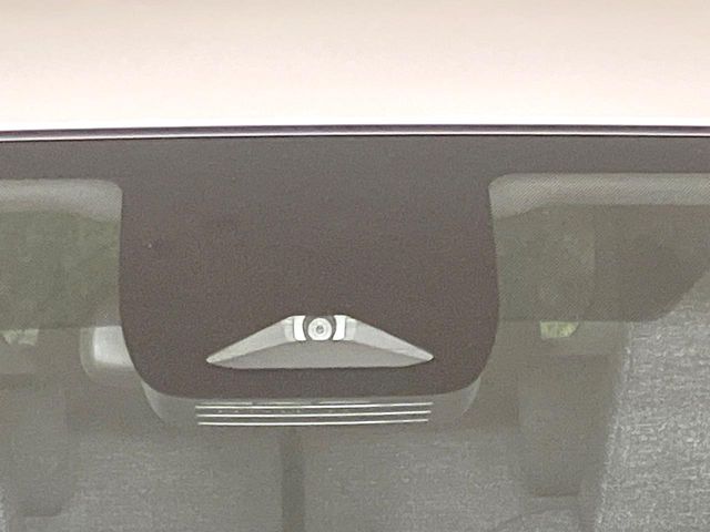 Toyota Sienta 5