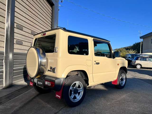 Suzuki Jimny 4