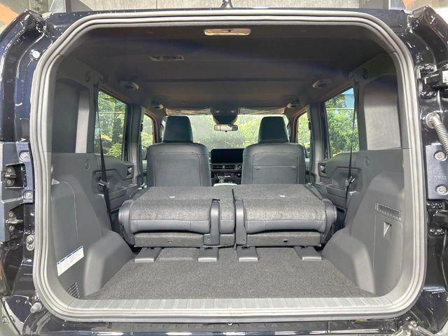Toyota Land Cruiser FJ 10
