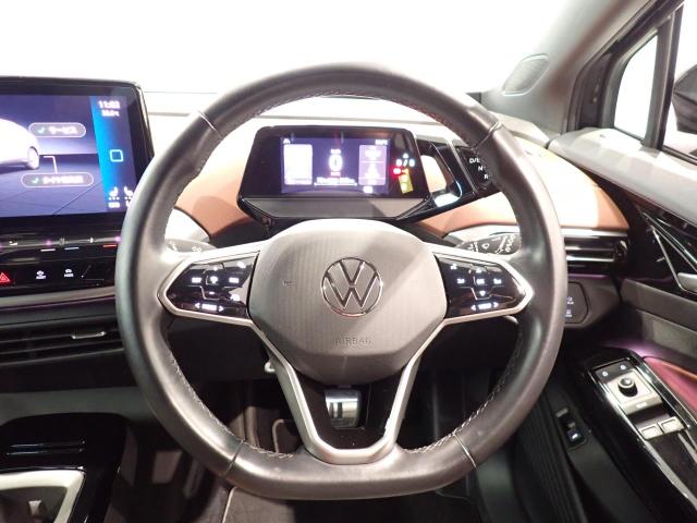 Volkswagen ID.4 10