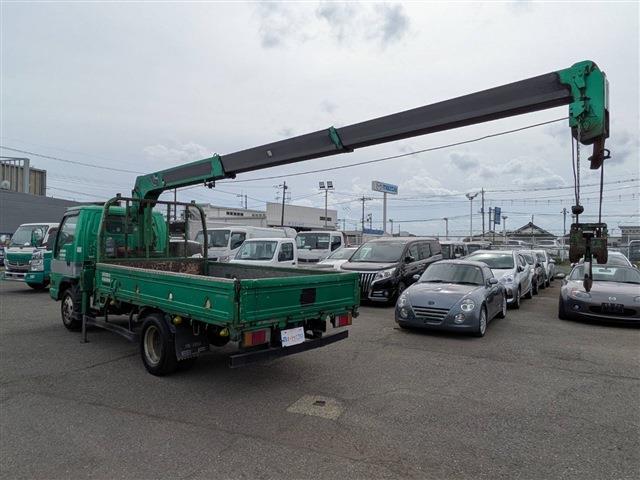 Isuzu Elf 12