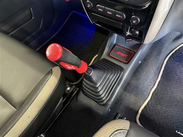 Suzuki Jimny 10