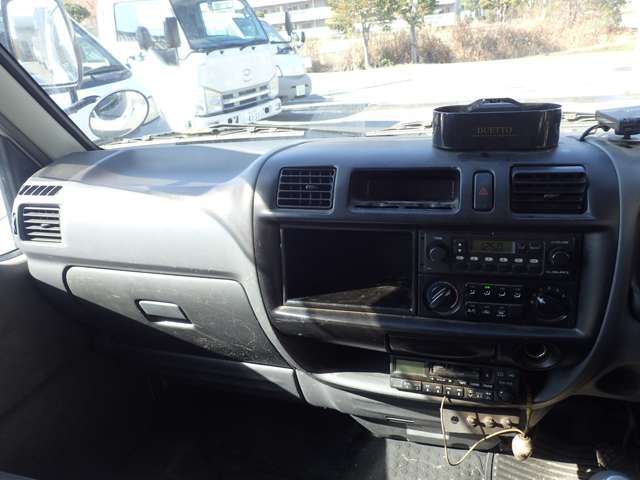 Mazda Bongo Truck 11