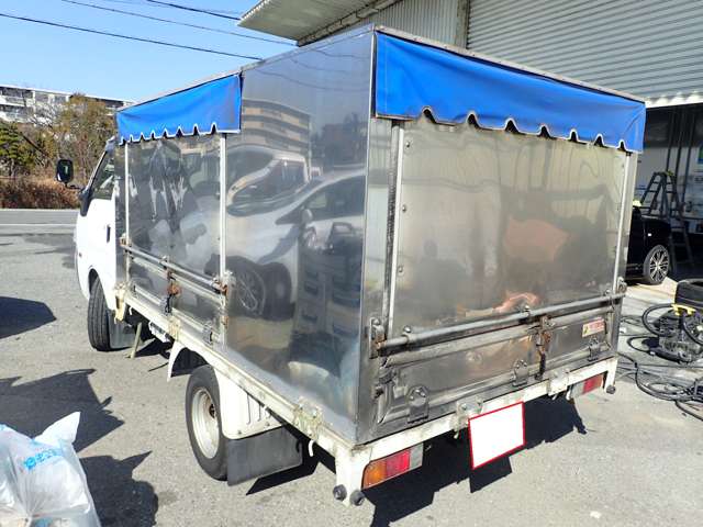 Mazda Bongo Truck 6