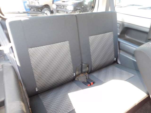 Suzuki Jimny 12