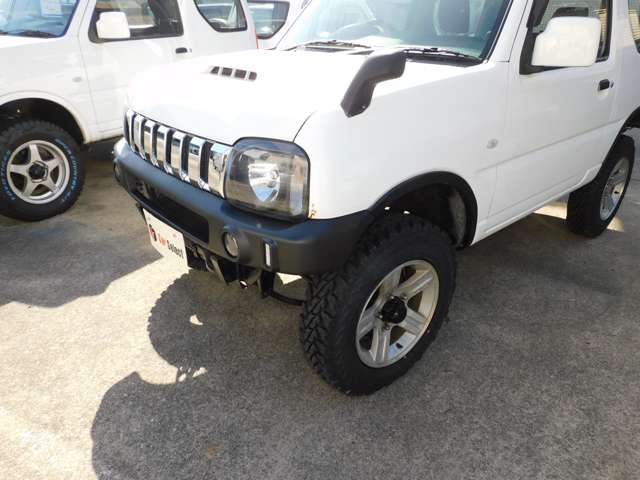 Suzuki Jimny 4