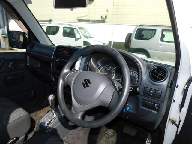 Suzuki Jimny 10