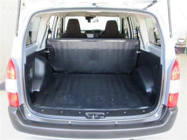 Toyota Probox Van 12