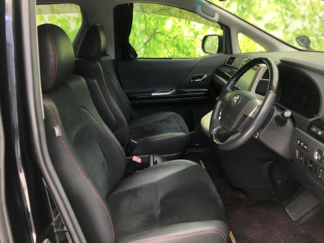 Toyota Vellfire 2