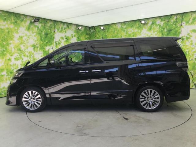 Toyota Vellfire 5