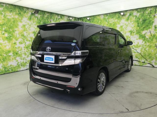 Toyota Vellfire 6