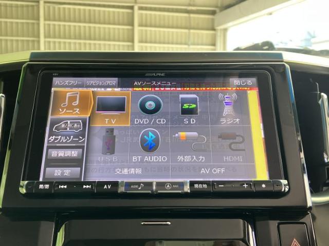 Toyota Alphard 12