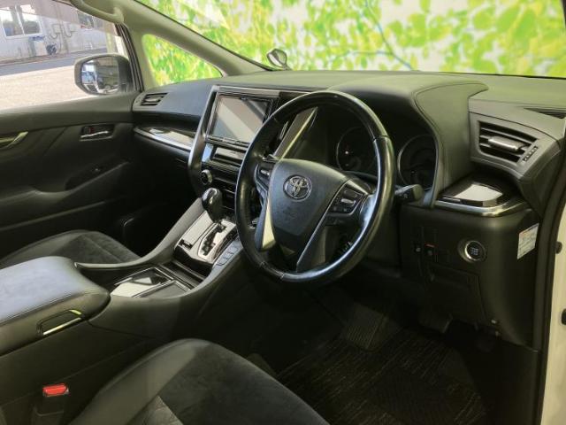 Toyota Alphard 2