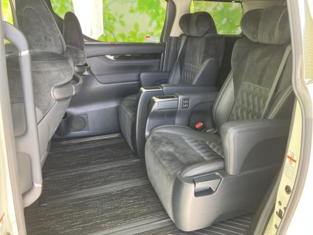 Toyota Alphard 10