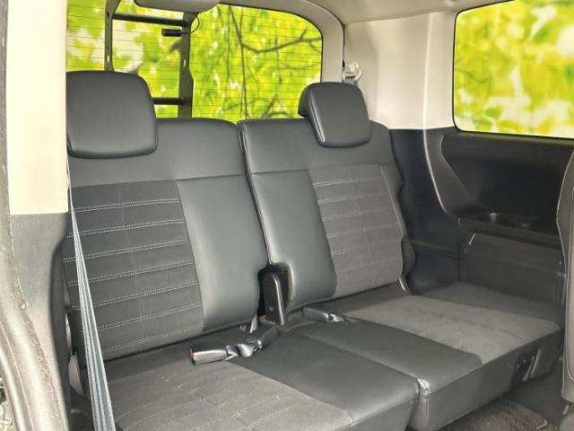 Mitsubishi Delica D:5 9