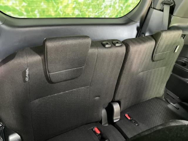 Toyota Noah 8