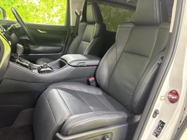 Toyota Vellfire 9